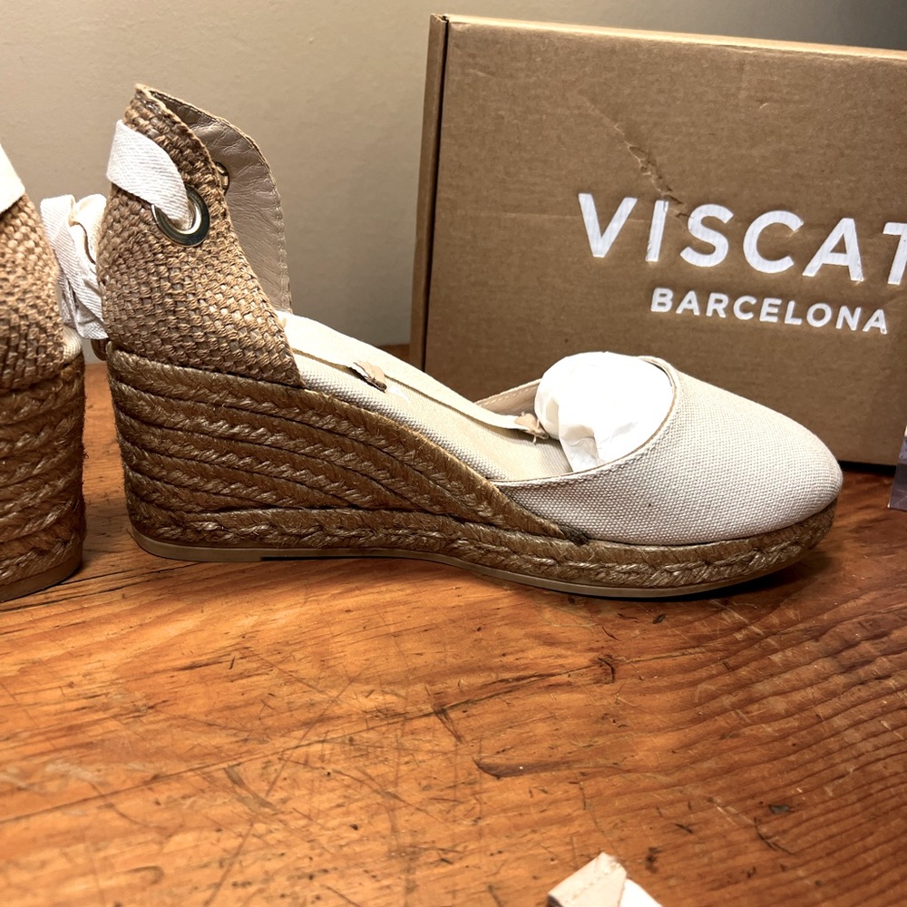 VISCATA Barcelona Women's Espadrilles in Cream and Tan